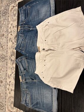 Earl Jeans Light Blue Denim Shorts
